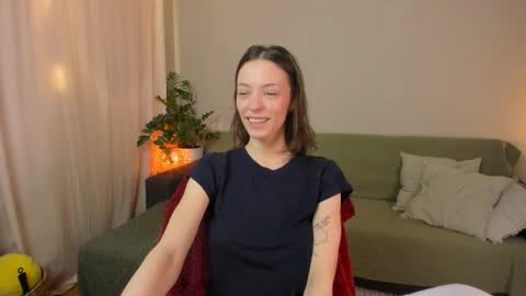 Snapshot of cassisland chatting on March 22, 10:35 pm cassandra online show from March 22, 10:35 pm