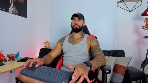 Snapshot of casticatheking chatting on February 17, 1:10 pm Matheo Brown online show from February 17, 1:10 pm