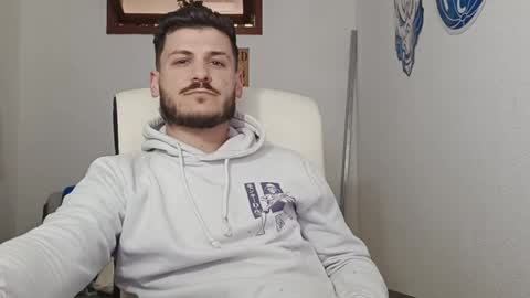 Mike Moreira online show from April 1, 6:05 pm