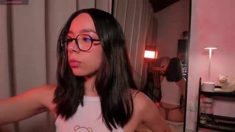 Loren online show from May 19, 2:07 am