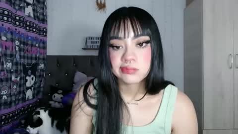 Snapshot of cat_mila_ chatting on September 24, 4:27 am Mila online show from September 24, 4:27 am