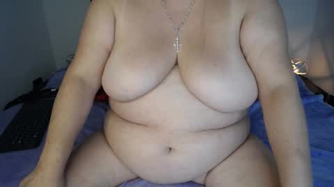 Snapshot of cat_wild chatting on January 11, 12:44 am Marce online show from January 11, 12:44 am
