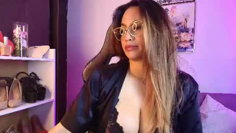 Snapshot of cata_alvarezz chatting on July 7, 4:55 pm catalina online show from July 7, 4:55 pm