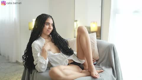 Catalina online show from February 22, 2:59 pm