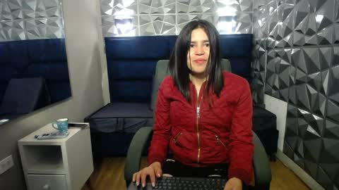 cata black online show from April 1, 11:22 am