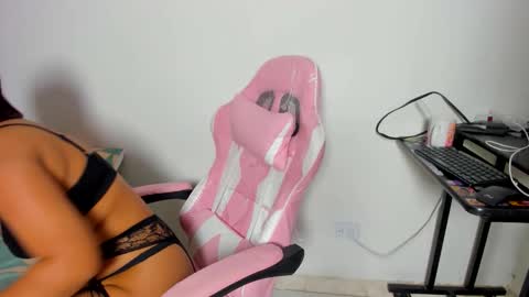 cata bloom online show from February 10, 11:25 am