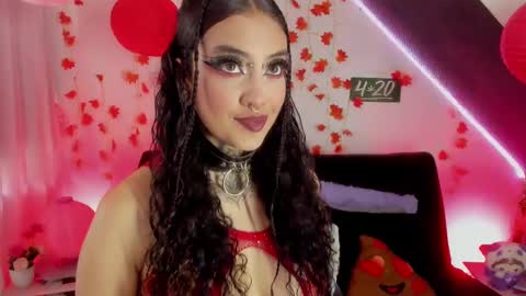 Cata green model independient online show from February 10, 8:31 pm