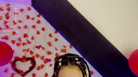 Cata green model independient online show from February 19, 12:25 am