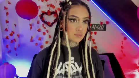 Cata green model independient online show from February 21, 9:00 pm