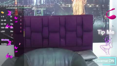 Queen Catalella online show from March 16, 3:23 am