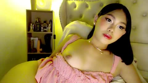 Snapshot of catalenax chatting on May 21, 4:58 pm CatalenaX online show from May 21, 4:58 pm