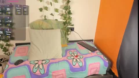 cataleya19__ online show from February 20, 11:42 am
