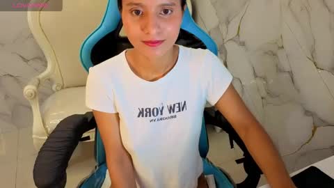cataleya23_a online show from May 19, 8:59 pm
