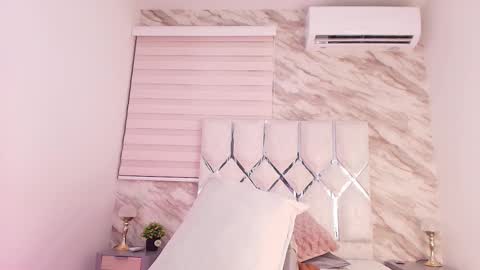 Snapshot of cataleya__ebony chatting on March 13, 3:24 am cataleya online show from March 13, 3:24 am