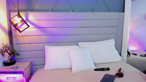 Snapshot of cataleya_marin_ chatting on March 20, 8:14 pm cataleya_marin_ online show from March 20, 8:14 pm