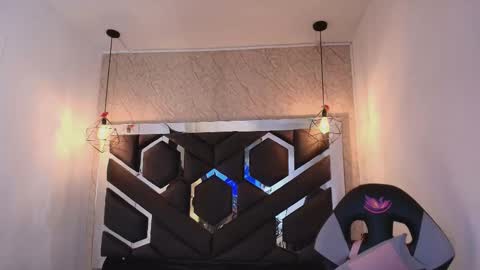 Cataleya online show from December 14, 11:04 am