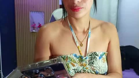 Snapshot of cataleyalove_ady chatting on November 28, 9:23 am cataleyalove_ady online show from November 28, 9:23 am