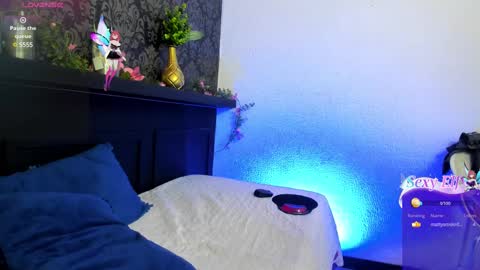 cataleyya_bm online show from December 4, 7:23 pm