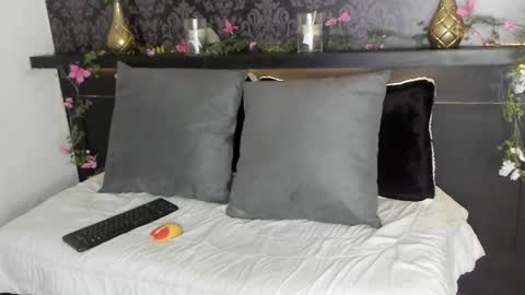 cataleyya_bm online show from January 13, 8:58 pm