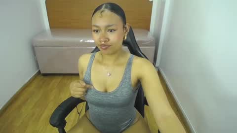 catalina25_t online show from October 1, 7:42 pm