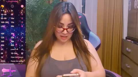 Snapshot of catalina3772516 chatting on January 11, 7:19 pm catalina3772516 online show from January 11, 7:19 pm