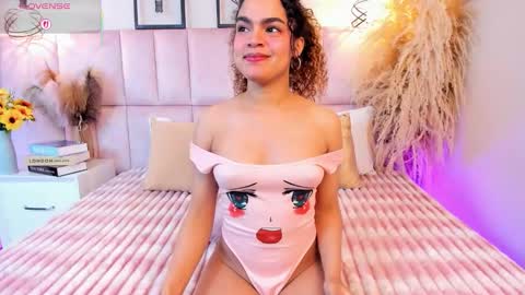 Catalina  online show from February 2, 9:02 pm