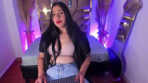 Snapshot of catalina_bustos chatting on February 28, 3:59 am Catalina bustos online show from February 28, 3:59 am