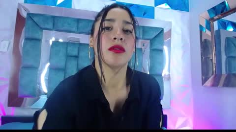 Snapshot of catalina_bustos chatting on March 2, 3:45 am Catalina bustos online show from March 2, 3:45 am