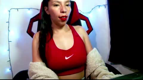 Snapshot of catalina_colombia chatting on March 11, 1:05 am catalina_colombia online show from March 11, 1:05 am