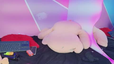 Snapshot of catalina_santana20 chatting on February 26, 2:10 am Catalina online show from February 26, 2:10 am