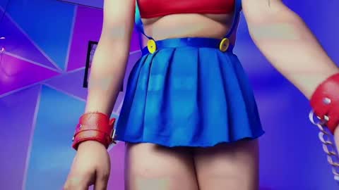 Snapshot of catalina_santana20 chatting on April 4, 8:39 pm Catalina online show from April 4, 8:39 pm