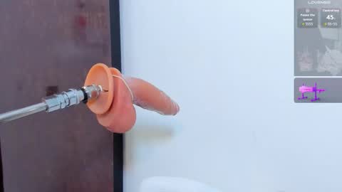 Catalina online show from March 24, 8:47 pm