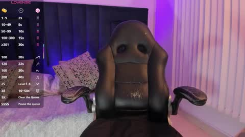 catalinablaze online show from March 26, 11:54 pm