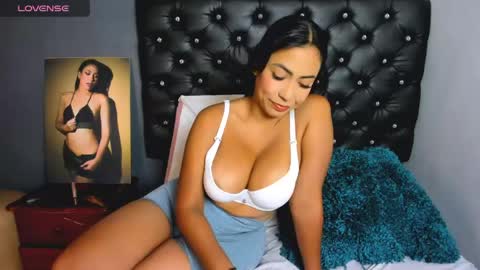 Catalina online show from May 12, 5:54 pm