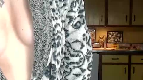 Snapshot of catalystic chatting on October 24, 11:45 pm CATALYSTIC online show from October 24, 11:45 pm