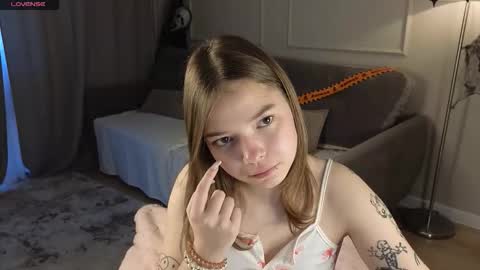 Pat online show from October 25, 9:06 am