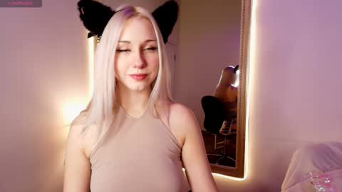 Anna  online show from January 8, 1:52 am