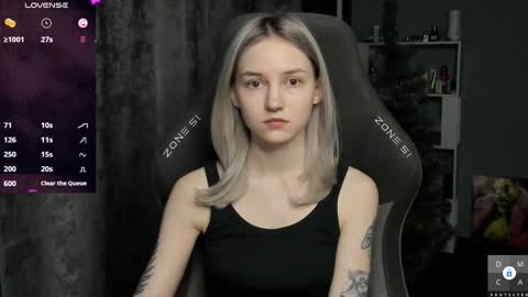 Snapshot of cathell chatting on March 9, 5:17 pm Sam online show from March 9, 5:17 pm