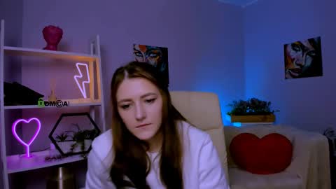 Snapshot of catherine_kitty chatting on February 10, 4:14 pm Catherine online show from February 10, 4:14 pm