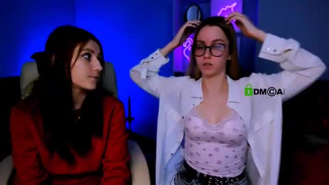 Snapshot of catherine_kitty chatting on February 12, 1:27 pm Catherine online show from February 12, 1:27 pm