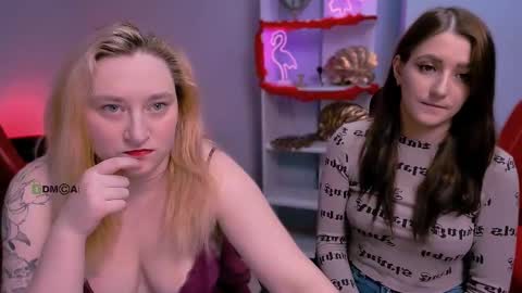 Snapshot of catherine_kitty chatting on February 23, 1:10 pm Catherine online show from February 23, 1:10 pm