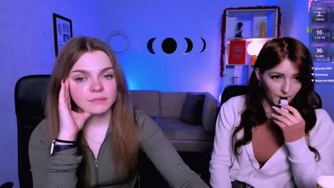 Snapshot of catherine_kitty chatting on March 30, 7:15 pm Catherine online show from March 30, 7:15 pm