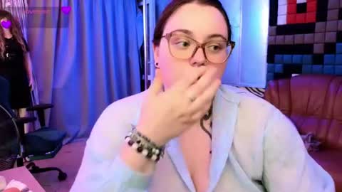 catherineclaire online show from July 18, 5:39 pm