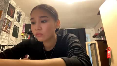 catherinepirs online show from May 20, 1:17 pm