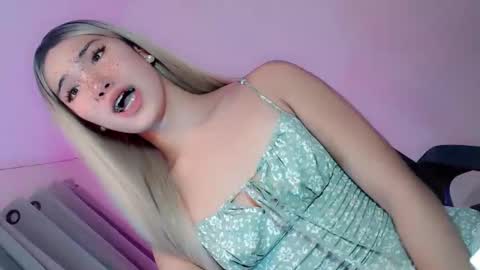 Snapshot of cathleashemalegoddess chatting on October 28, 6:39 am cathleashemalegoddess online show from October 28, 6:39 am