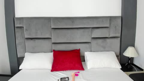 Catleya online show from December 19, 12:01 pm