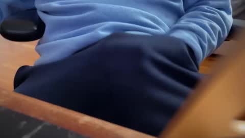 catmandoo21001 online show from March 15, 5:41 pm