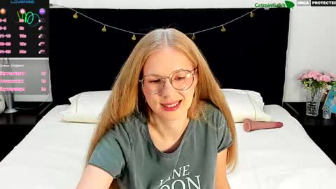 CatmintLush online show from May 10, 11:32 pm