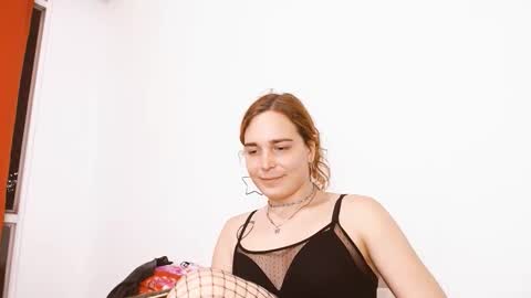 Catalina Restrepo online show from October 3, 12:18 am