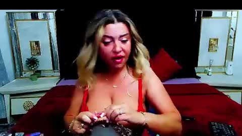 lauren online show from June 17, 4:37 am